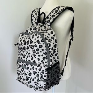 Scout Backpack NWOT Big Draw Press Paws